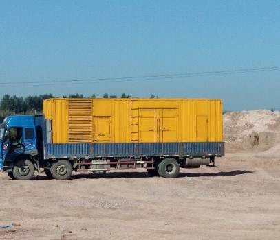 东城海拔3000m以上地区的变压器外绝缘距离应如何确定？